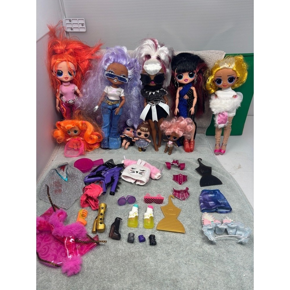 LOL Surprise OMG Fashion Dolls Lot of 8 with Clothes and Accessories Bundle